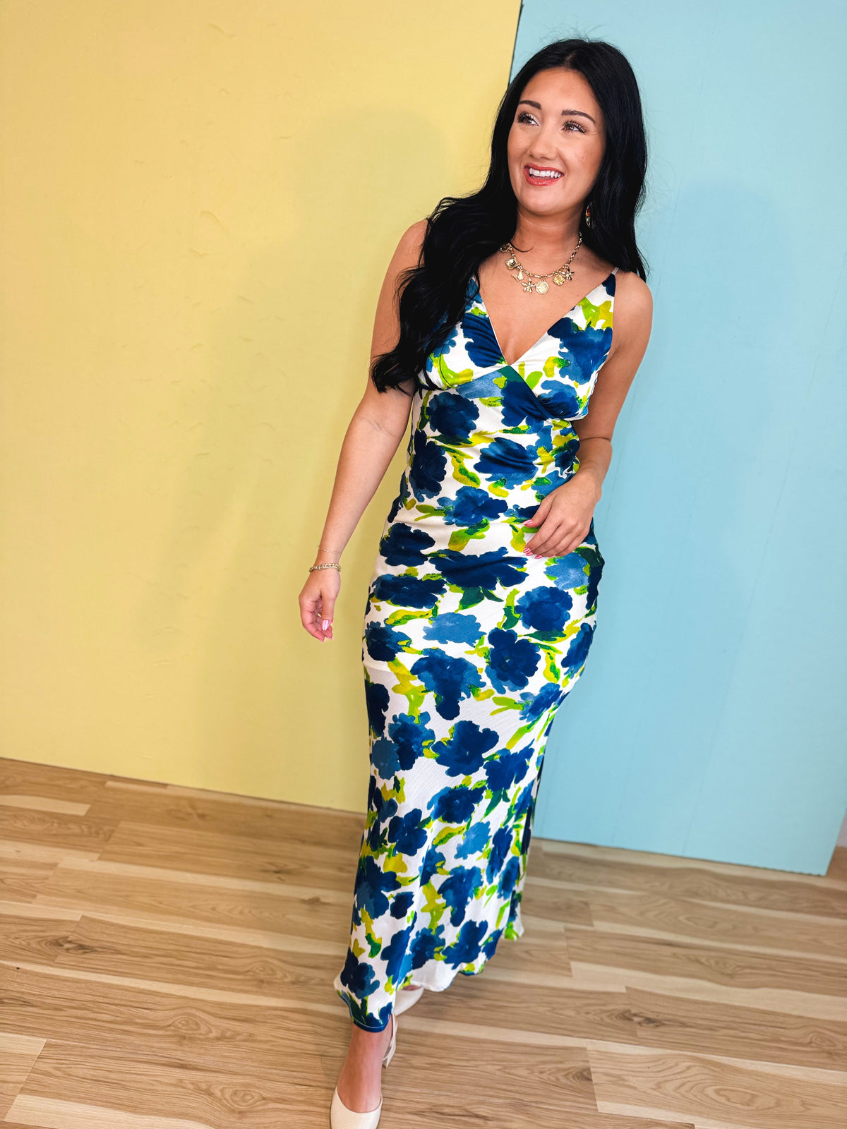 Floral Print Bias-Cut Textured V-Neck Maxi Dress - Blue