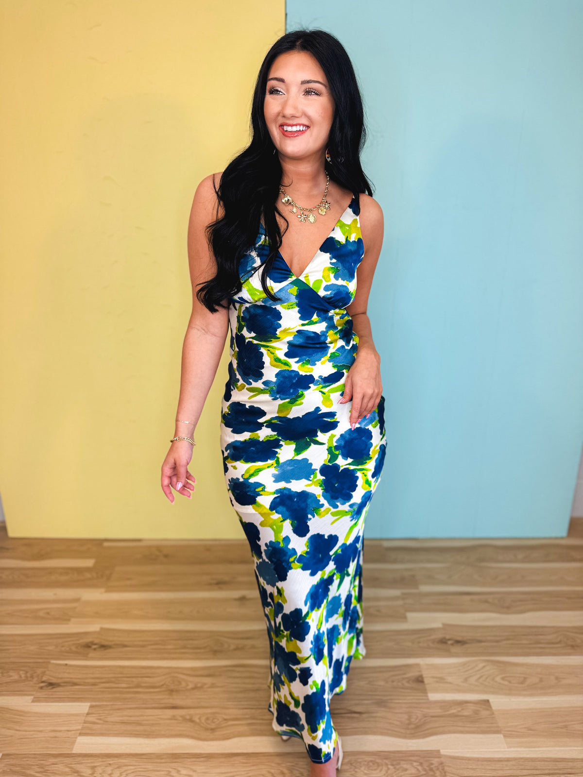 Floral Print Bias-Cut Textured V-Neck Maxi Dress - Blue