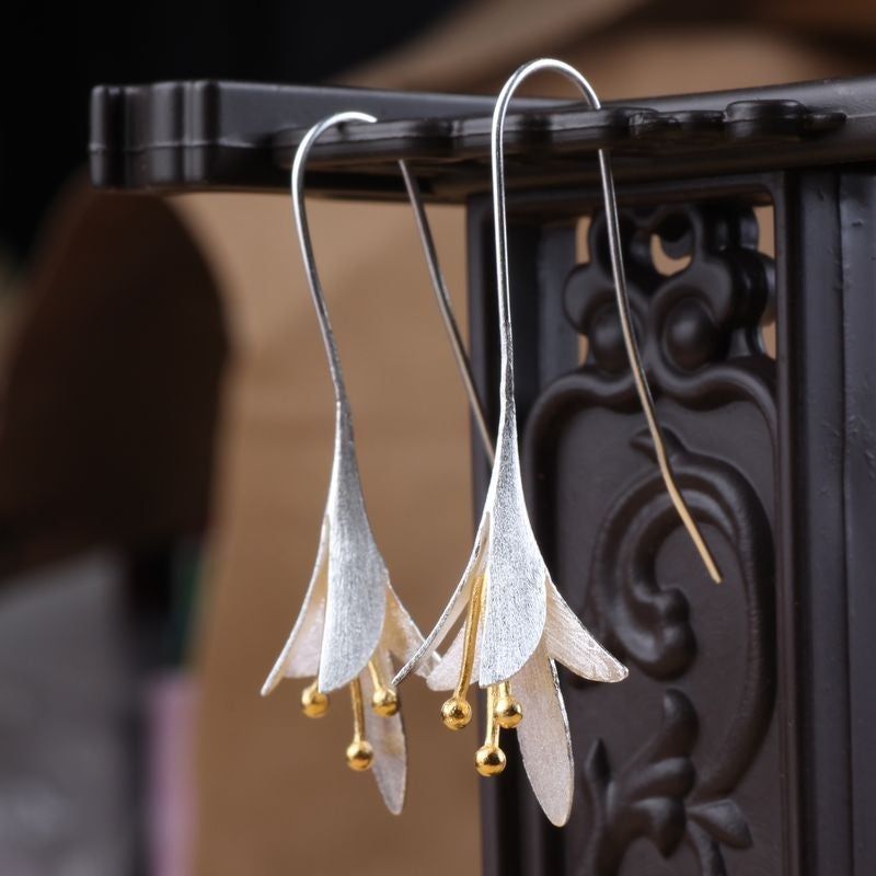 Earrings with Flowers Made of Silver